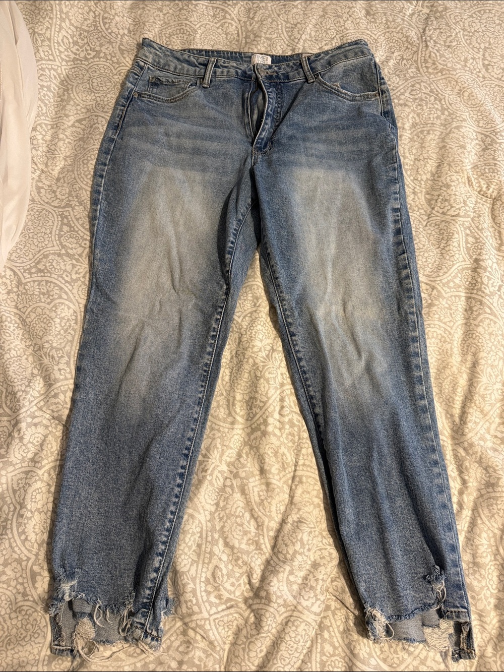Time and Tru Light Blue Cropped Distressed Jeans